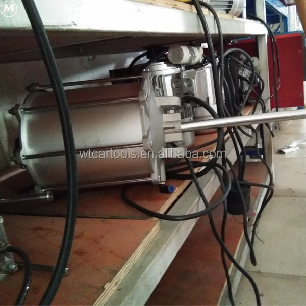 ऑटोमैटिक 380V टायर चेंजिंग मशीन 460 मिमी चौड़ाई छोटी और मध्यम कार के लिए 4