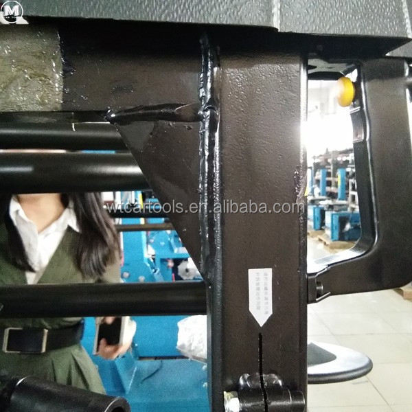 ऑटोमैटिक 380V टायर चेंजिंग मशीन 460 मिमी चौड़ाई छोटी और मध्यम कार के लिए 7