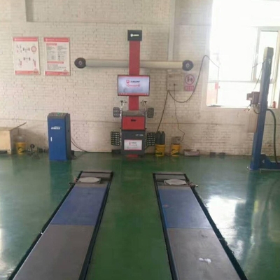 4PCS कैमरा कंप्यूटर नियंत्रण सनशाइन टायर संरेखण मशीन बहु भाषा समर्थन