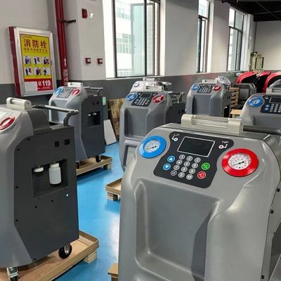 18 किलो सिलेंडर क्षमता X580 R1234YF प्रिंटर के साथ एसी रिचार्ज और फ्लशिंग मशीन