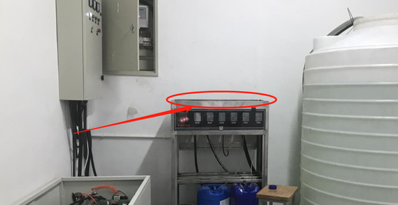 3400 मिमी स्थापना ऊंचाई डिटर्जेंट छिड़काव के साथ पूर्ण स्वचालित स्पर्श रहित कार वॉशर