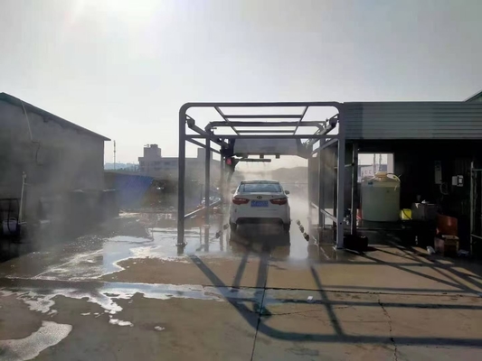 7500*3500*3200 मिमी धातु स्पर्श मुक्त ऑटोमैटिक कार वॉश AC380V 100Bar टचलेस कार वॉश सिस्टम
