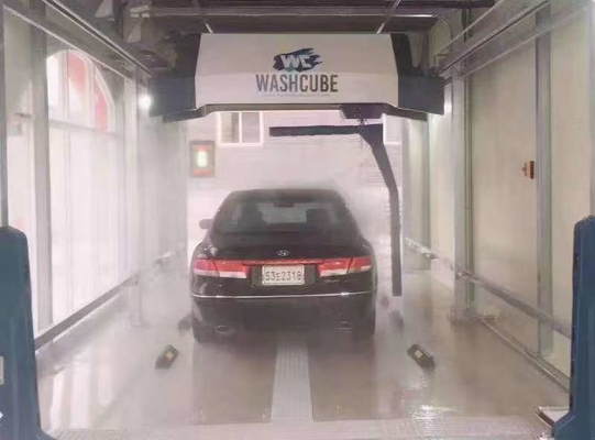 360 ऑटोमैटिक कार वॉशिंग रोबोट दो अक्ष चलती ऑटोमैटिक टचलेस कार वॉश हाई प्रेशर रिवर्स ऑस्मोसिस वाटर मशीन